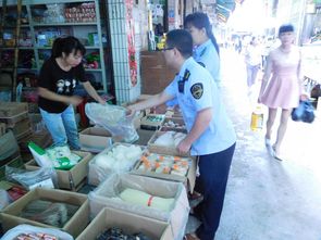 白沙县食药监局桥北所积极开展台风灾后辖区食品安全专项检查，筑牢食品经营安全防线